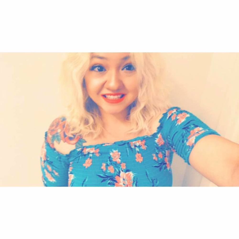 Meet your Posher, Isabel